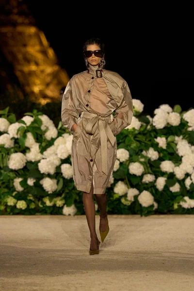 Look 23